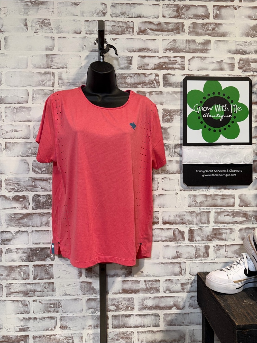 Women's Coral Active Tee - Lightweight Short Sleeve Top XL